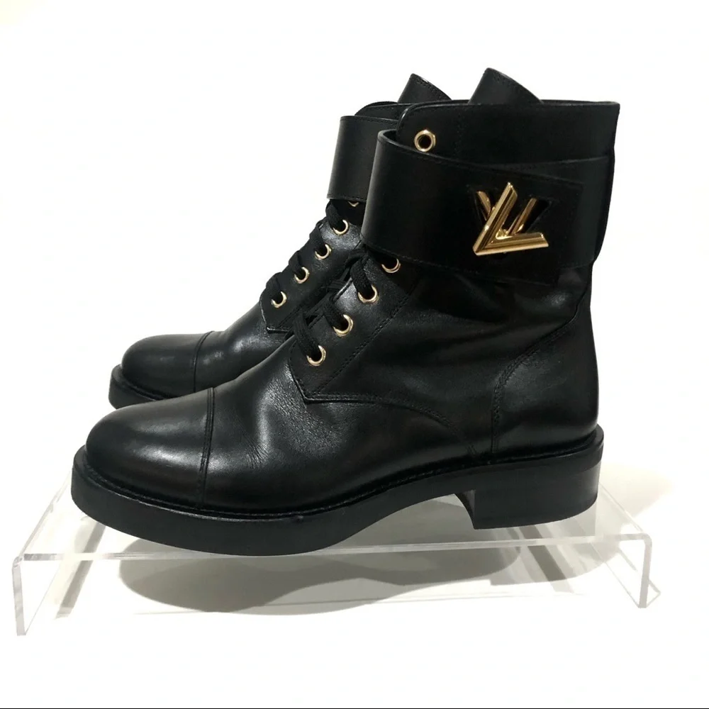 Authentic Louis Vuitton Wonderland Leather Moto Combat Military Boots Booties 7 - Picture 5 of 15